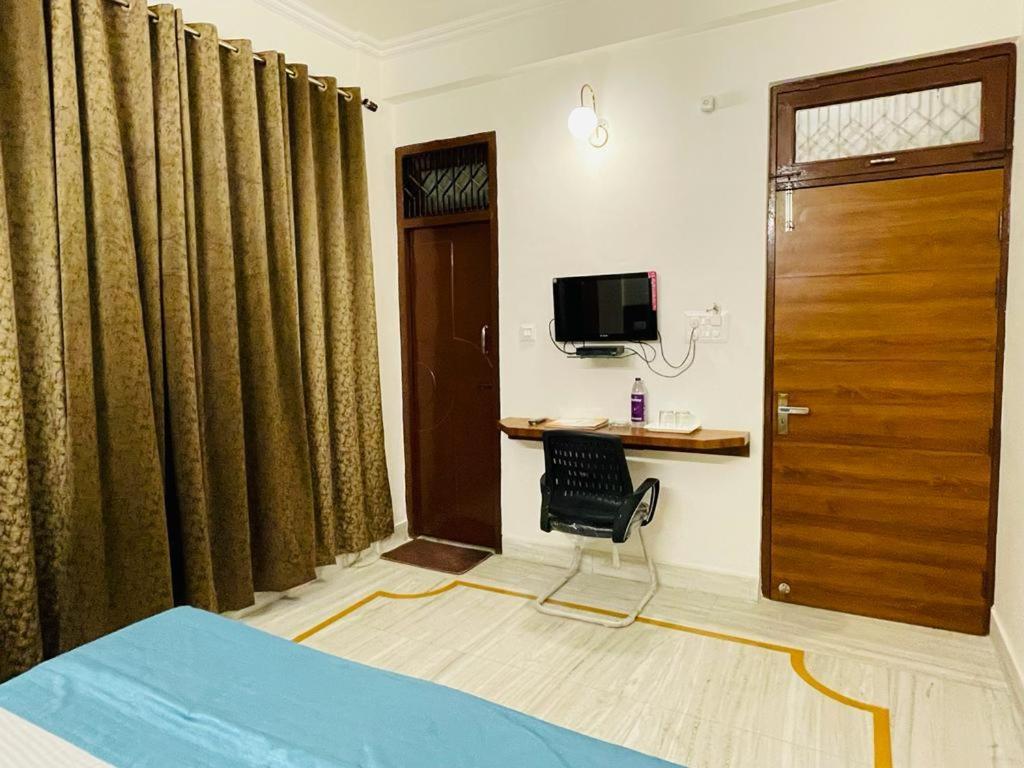 Hotel Dileep42 Lucknow Exterior foto